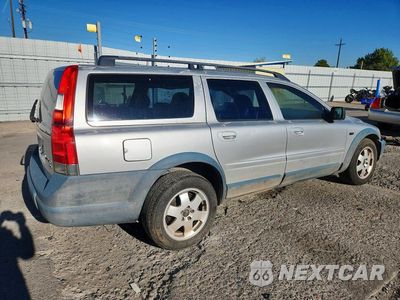 Trzecie zdjęcie samochodu z tyłu: 2002 VOLVO V70 XC VIN:YV1SZ58D821075619 - miniatura