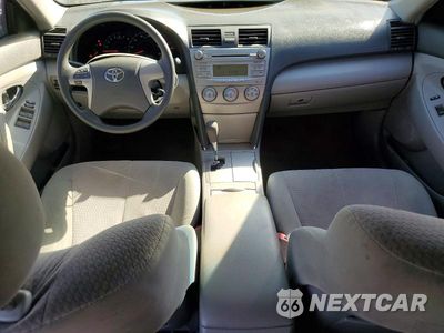 Zdjęcie 8 z 12 samochodu: 2010 TOYOTA CAMRY LE VIN:4T1BF3EK0AU044007 - miniatura