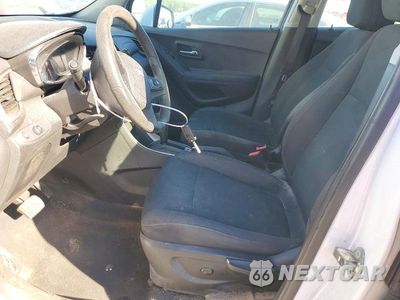 Zdjęcie 7 z 13 samochodu: 2017 CHEVROLET TRAX LS VIN:3GNCJKSB7HL244089 - miniatura