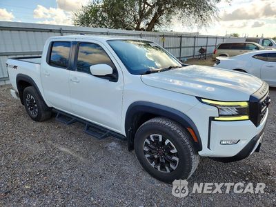 Czwarte zdjęcie samochodu z boku: 2024 NISSAN FRONTIER PRO-4X VIN:1N6ED1EK5RN610032 - miniatura