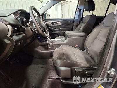 Zdjęcie 7 z 13 samochodu: 2020 CHEVROLET TRAVERSE LS VIN:1GNEVFKW0LJ112444 - miniatura