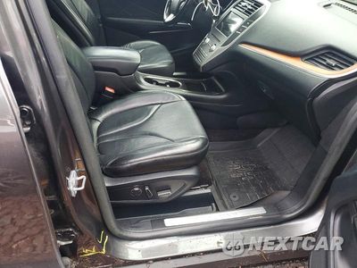 Zdjęcie 13 z 14 samochodu: 2018 LINCOLN MKC RESERVE VIN:5LMTJ3DH1JUL08891 - miniatura