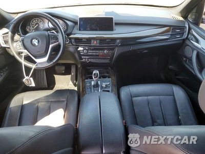 Zdjęcie 8 z 13 samochodu: 2018 BMW X5 SDRIVE35I VIN:5UXKR2C57J0X10806 - miniatura