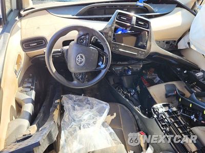 Zdjęcie 8 z 12 samochodu: 2019 TOYOTA PRIUS LE VIN:JTDKARFU0K3085525 - miniatura
