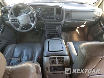 Zdjęcie 8 z 13 samochodu: 2001 GMC DENALI VIN:1GKEK63U41J263609 - miniatura