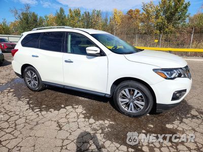 Czwarte zdjęcie samochodu z boku: 2018 NISSAN PATHFINDER SV VIN:5N1DR2MM2JC635216 - miniatura