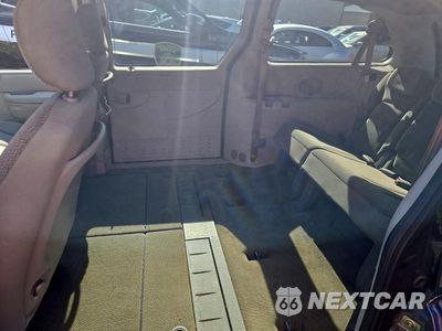 Zdjęcie 11 z 13 samochodu: 2005 DODGE GRAND CARAVAN SE VIN:1D4GP24R85B318686 - miniatura