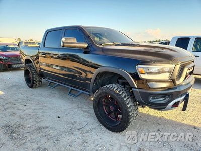 Czwarte zdjęcie samochodu z boku: 2019 RAM 1500 REBEL VIN:1C6SRFLT0KN560279 - miniatura