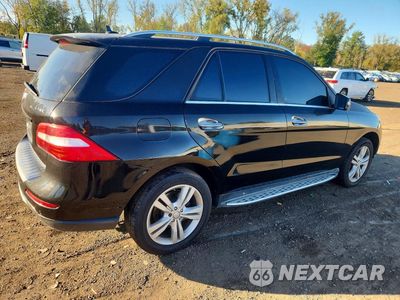 Trzecie zdjęcie samochodu z tyłu: 2013 MERCEDES-BENZ ML 350 4MATIC VIN:4JGDA5HB6DA263445 - miniatura