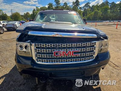 Piąte zdjęcie samochodu w środku: 2014 GMC SIERRA K2500 DENALI VIN:1GT125E87EF109635 - miniatura