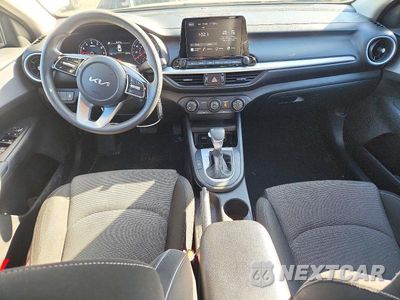 Zdjęcie 8 z 12 samochodu: 2023 KIA FORTE LXS VIN:3KPF24AD4PE571957 - miniatura