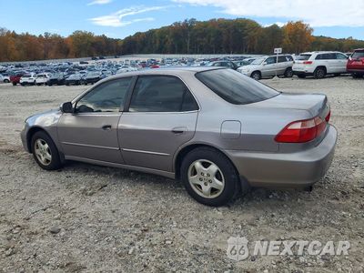 Drugie zdjęcie samochodu z przodu: 2000 HONDA ACCORD EX VIN:1HGCG1653YA083657 - miniatura