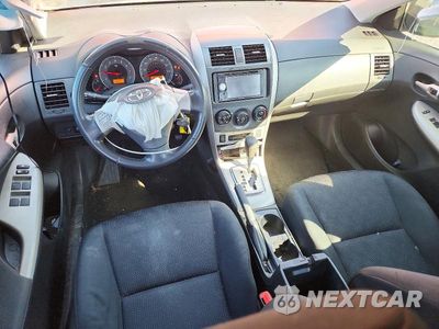Zdjęcie 8 z 12 samochodu: 2010 TOYOTA COROLLA S VIN:1NXBU4EE3AZ175826 - miniatura