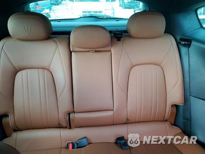 Zdjęcie 10 z 13 samochodu: 2019 MASERATI LEVANTE S VIN:ZN661YUA0KX334918 - miniatura