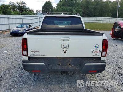 Zdjęcie 6 z 12 samochodu: 2017 HONDA RIDGELINE RTL VIN:5FPYK3F59HB022374 - miniatura