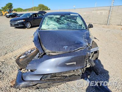 Piąte zdjęcie samochodu w środku: 2023 TESLA MODEL 3 VIN:5YJ3E1EA0PF712073 - miniatura