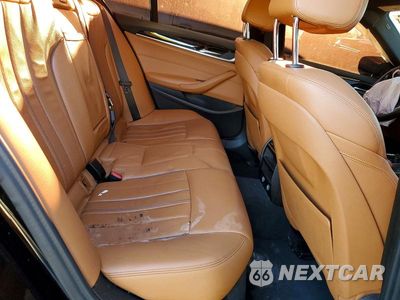 Zdjęcie 10 z 13 samochodu: 2019 BMW 530 XI VIN:WBAJA7C51KWW13209 - miniatura