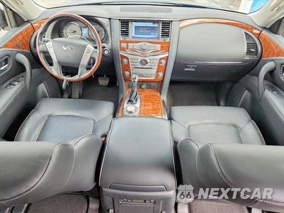 Zdjęcie 8 z 14 samochodu: 2019 INFINITI QX80 LUXE VIN:JN8AZ2NE8K9233329 - miniatura