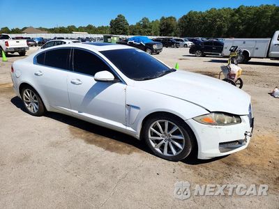 Czwarte zdjęcie samochodu z boku: 2013 JAGUAR XF VIN:SAJWA0ES5DPS97623 - miniatura