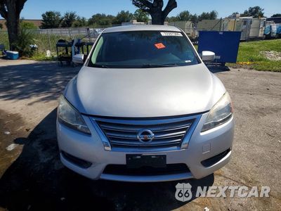 Piąte zdjęcie samochodu w środku: 2014 NISSAN SENTRA SV VIN:3N1AB7AP4EY210698 - miniatura
