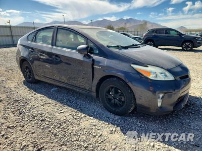 Czwarte zdjęcie samochodu z boku: 2013 TOYOTA PRIUS TWO VIN:JTDKN3DU1D1690432 - miniatura