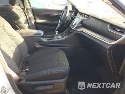 Zdjęcie 7 z 14 samochodu: 2023 JEEP GRAND CHEROKEE L LAREDO VIN:1C4RJKAG5P8894746 - miniatura