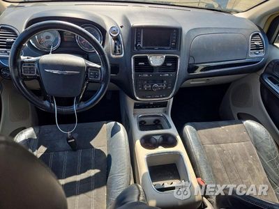 Zdjęcie 8 z 13 samochodu: 2016 CHRYSLER TOWN & COUNTRY LIMITED VIN:2C4RC1JG6GR150761 - miniatura