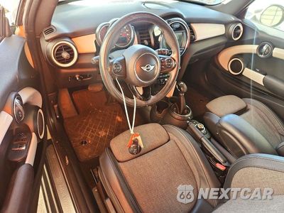 Zdjęcie 8 z 12 samochodu: 2015 MINI COOPER S VIN:WMWXP7C53F2A36143 - miniatura