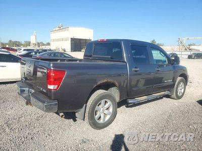 Trzecie zdjęcie samochodu z tyłu: 2011 NISSAN TITAN SV VIN:1N6BA0EC6BN320371 - miniatura