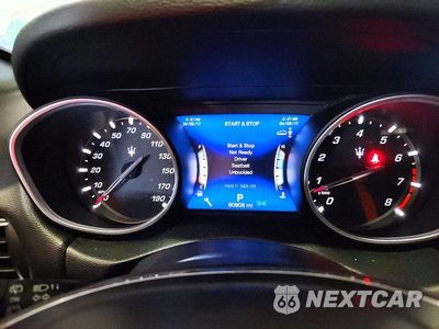 Zdjęcie 9 z 13 samochodu: 2018 MASERATI LEVANTE VIN:ZN661XUS5HX221834 - miniatura