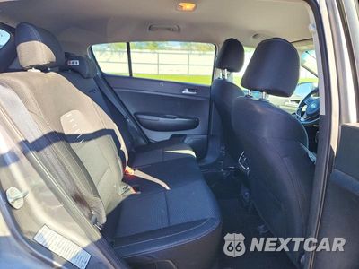 Zdjęcie 11 z 13 samochodu: 2018 KIA SPORTAGE LX VIN:KNDPMCAC2J7403273 - miniatura