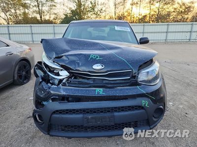 Piąte zdjęcie samochodu w środku: 2018 KIA SOUL BASE VIN:KNDJN2A22J7554537 - miniatura