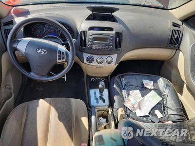 Zdjęcie 8 z 12 samochodu: 2010 HYUNDAI ELANTRA GLS VIN:KMHDU4AD4AU986413 - miniatura