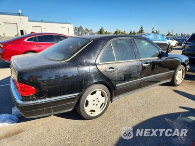 Trzecie zdjęcie samochodu z tyłu: 1999 MERCEDES-BENZ E CLASS VIN:WDBJF70HXXA725996 - miniatura