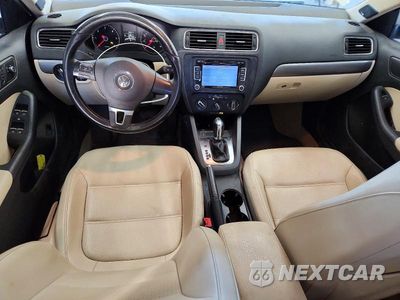 Zdjęcie 8 z 12 samochodu: 2014 VOLKSWAGEN JETTA TDI VIN:3VWLL7AJ6EM381679 - miniatura