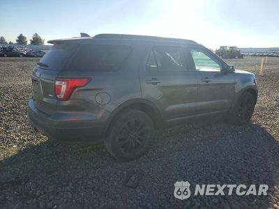 Trzecie zdjęcie samochodu z tyłu: 2017 FORD EXPLORER XLT VIN:1FM5K8DH3HGD91691 - miniatura
