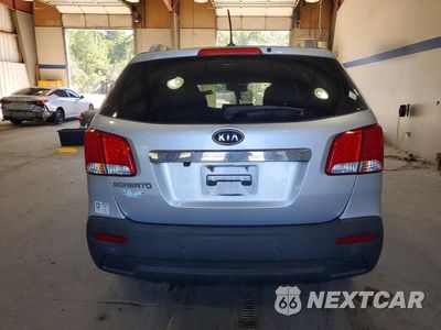 Zdjęcie 6 z 13 samochodu: 2011 KIA SORENTO LX VIN:5XYKTCA1XBG034470 - miniatura