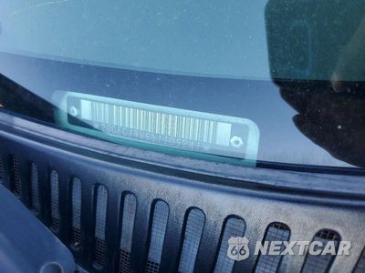 Zdjęcie 12 z 12 samochodu: 2003 CHEVROLET SILVERADO C1500 VIN:2GCEC19V531105241 - miniatura