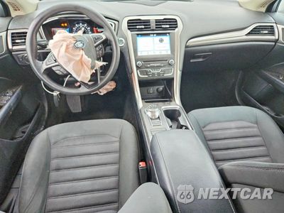 Zdjęcie 8 z 12 samochodu: 2017 FORD FUSION SE VIN:3FA6P0H71HR390664 - miniatura