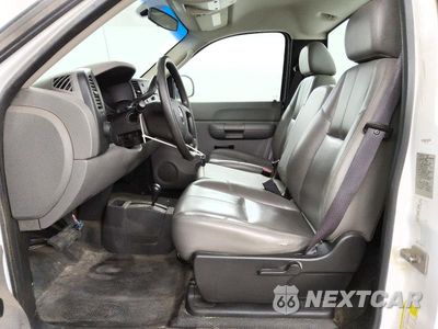 Zdjęcie 7 z 12 samochodu: 2009 CHEVROLET SILVERADO K1500 VIN:1GCEK14X89Z245411 - miniatura