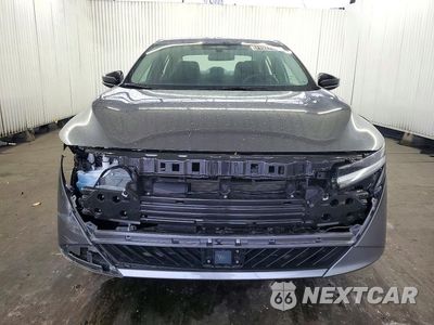 Piąte zdjęcie samochodu w środku: 2026 NISSAN SENTRA SR VIN:3N1AB9DV8TY232738 - miniatura