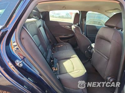 Zdjęcie 10 z 13 samochodu: 2017 CHEVROLET MALIBU LT VIN:1G1ZE5ST1HF164064 - miniatura