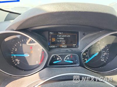Zdjęcie 9 z 13 samochodu: 2018 FORD ESCAPE SE VIN:1FMCU0GD8JUC70075 - miniatura