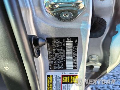 Zdjęcie 12 z 12 samochodu: 2018 TOYOTA CAMRY SE VIN:4T1B11HK8JU653697 - miniatura