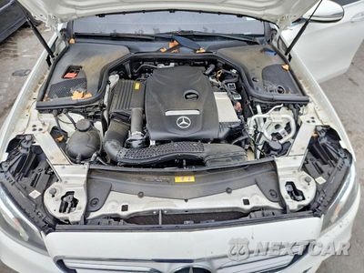 Zdjęcie 11 z 13 samochodu: 2018 MERCEDES-BENZ E 300 VIN:WDDZF4JBXJA388613 - miniatura