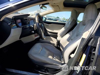 Zdjęcie 7 z 13 samochodu: 2015 TESLA MODEL S 85D VIN:5YJSA1H29FFP70869 - miniatura