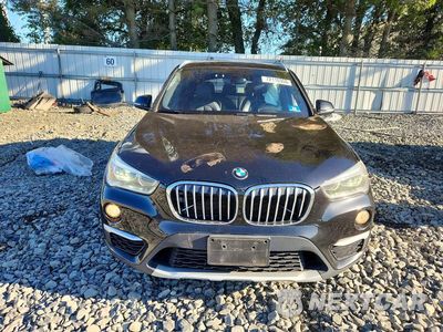 Piąte zdjęcie samochodu w środku: 2017 BMW X1 XDRIVE28I VIN:WBXHT3C34H5F81492 - miniatura