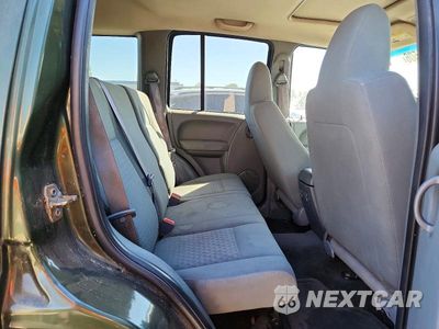 Zdjęcie 11 z 13 samochodu: 2006 JEEP LIBERTY SPORT VIN:1J4GL48K96W294498 - miniatura