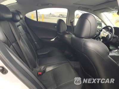 Zdjęcie 10 z 13 samochodu: 2006 LEXUS IS 350 VIN:JTHBE262165009282 - miniatura