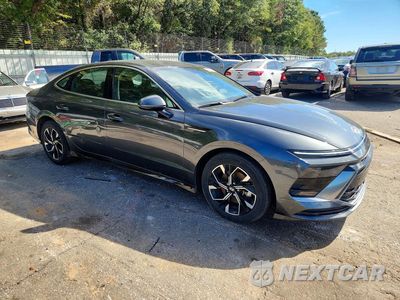 Czwarte zdjęcie samochodu z boku: 2025 HYUNDAI SONATA SEL VIN:KMHL64JA9SA439832 - miniatura